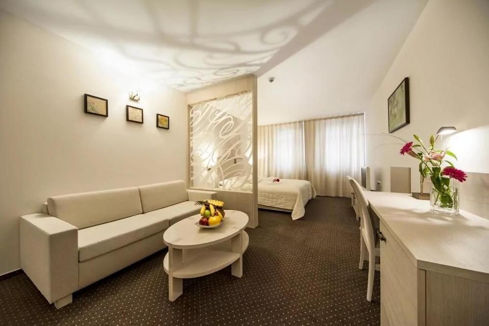 Hotel Slameny Dom & Spa Mala Ida Екстер'єр фото