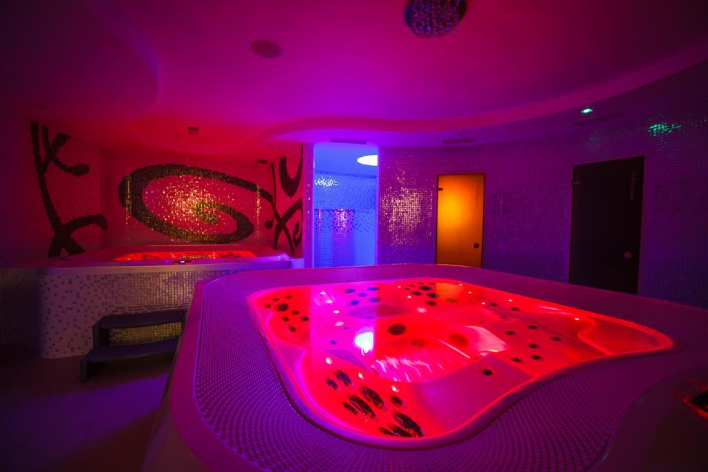 Hotel Slameny Dom & Spa Mala Ida Екстер'єр фото